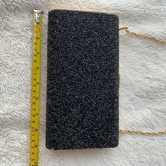 Clutch - Picture 2 of 4